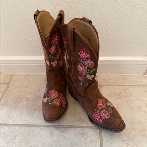 Roper Boots w/ Pink Floral Embroidery
